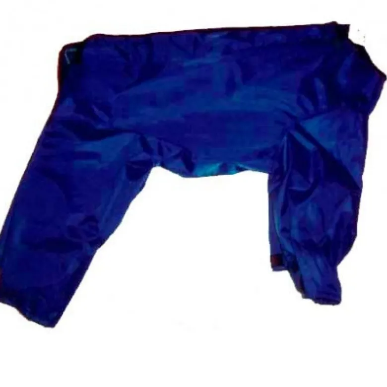 Abrigo Impermeable forrado con patas